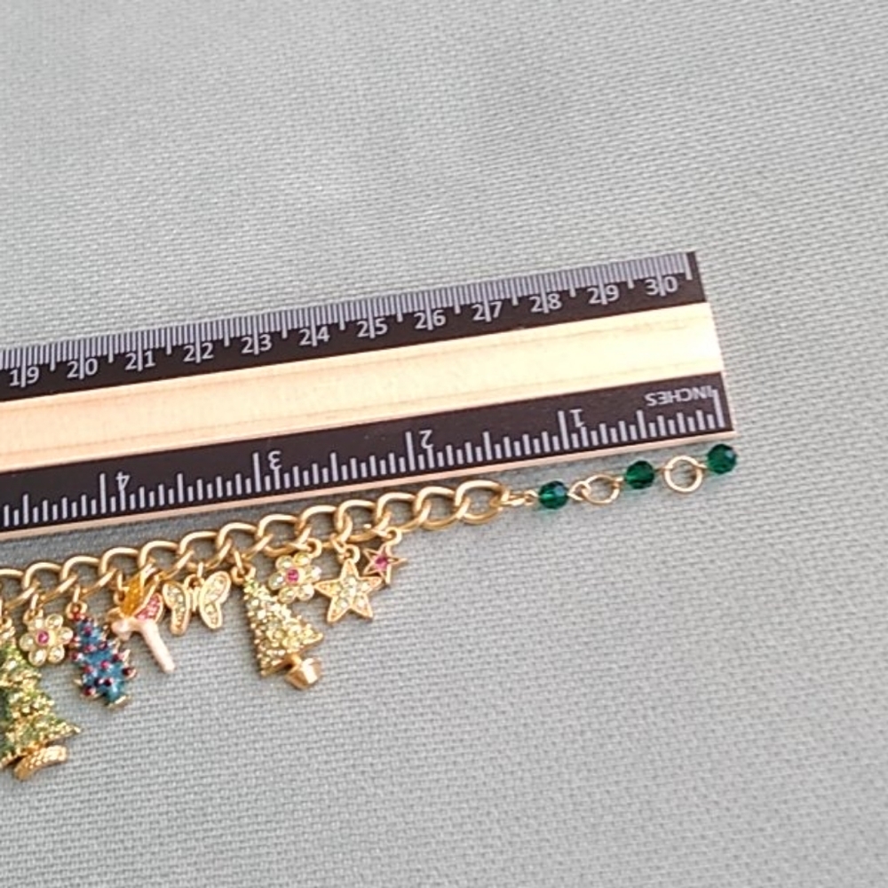 KIRK'S FOLLY CHRISTMAS π BRACELET - Picture 6 of 8